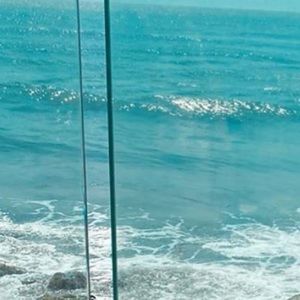 Meet your Posher, Cb